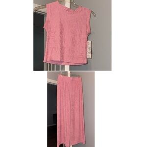 Pink Sleeveless and Pants Textured Set